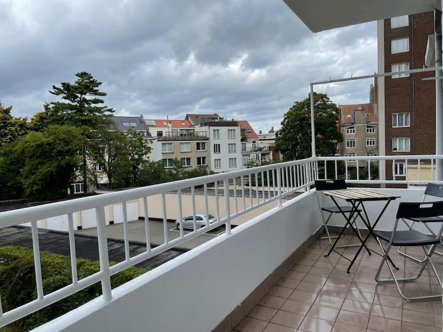 Spacious Apartment Next To Parc Du Cinquantenaire Bruksela Zewnętrze zdjęcie